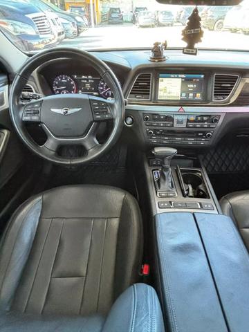 2018 GENESIS G80 Base photo 13