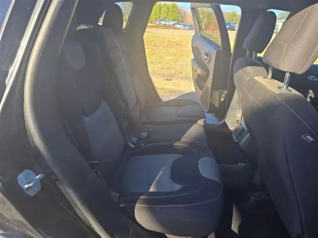 2016 Jeep Cherokee - Image 18