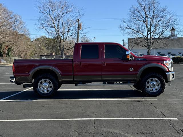 2016 Ford F-250 Super Duty Lariat photo 5