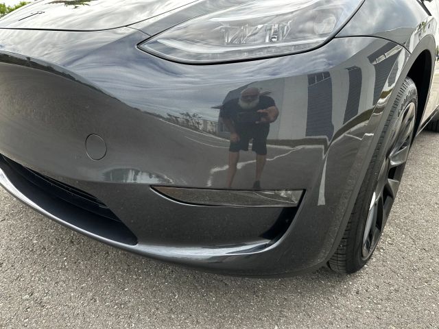 2024 Tesla Model Y - Image 31