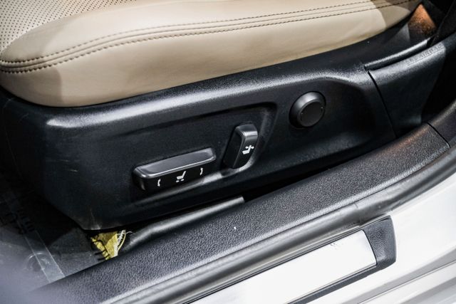 2018 Lexus Is Is 300 Sedan 4d - Image 39