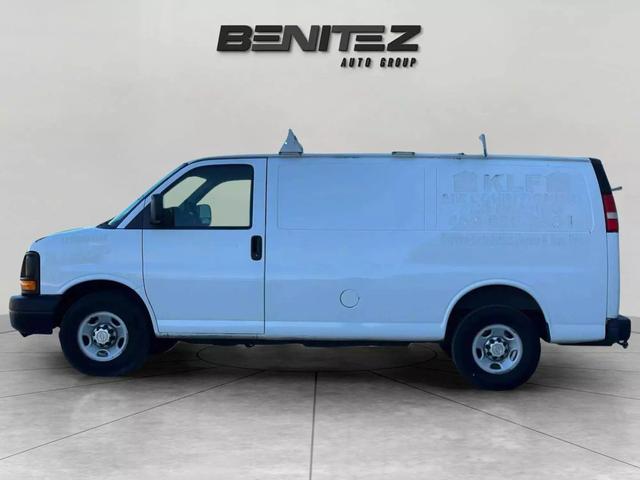 2012 Chevrolet Express Cargo Work Van photo 3