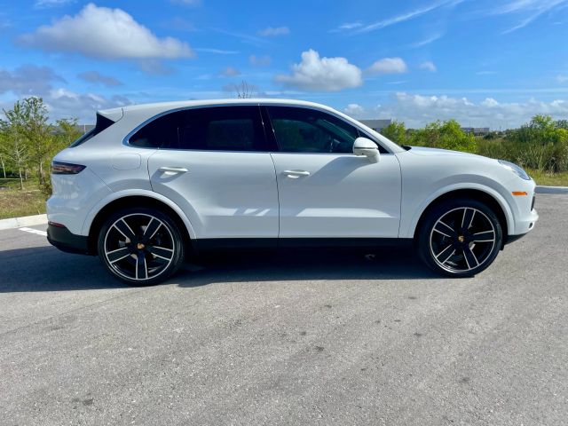 2019 Porsche Cayenne - Image 7