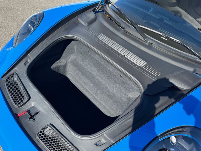 2022 Porsche 911 - Image 43