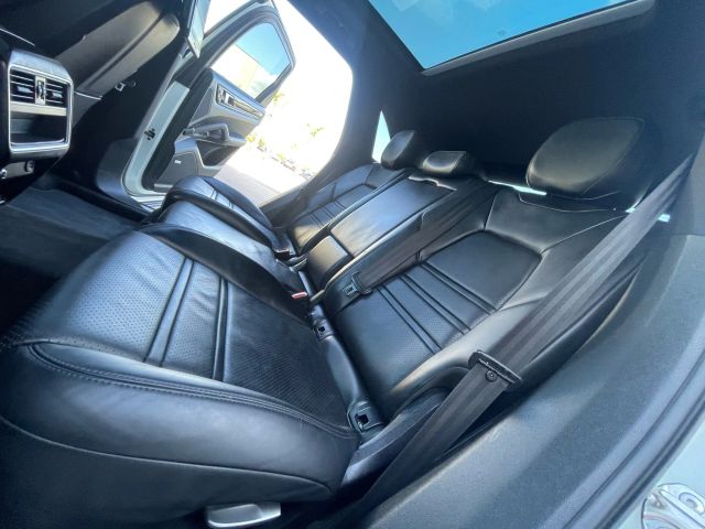 2019 Porsche Cayenne - Image 117