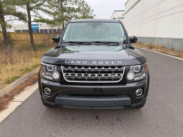 2015 Land Rover LR4 HSE photo 2