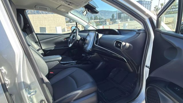 2019 Toyota Prius Prime - Image 16