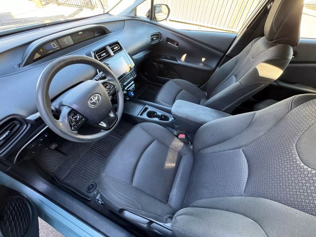 2020 Toyota Prius - Image 11