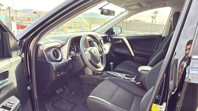 2015 Toyota Rav4 - Image 8