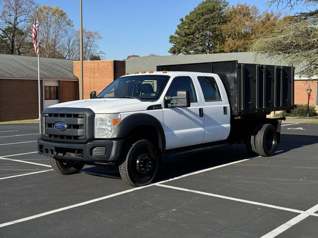 2015 Ford F-450 Super Duty Chassis Cab XL photo 3