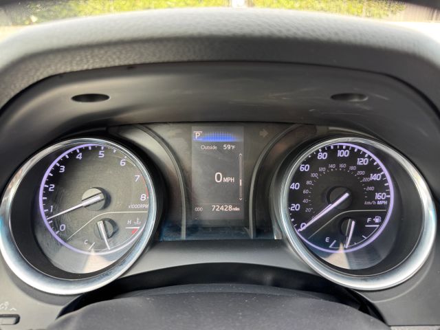 2018 Toyota Camry - Image 31