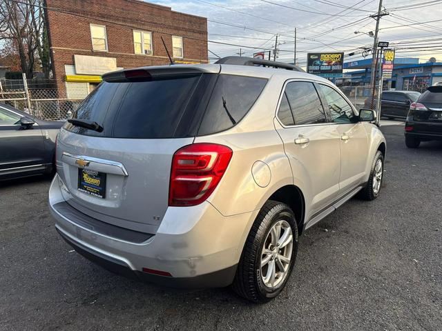 2017 Chevrolet Equinox LT photo 6