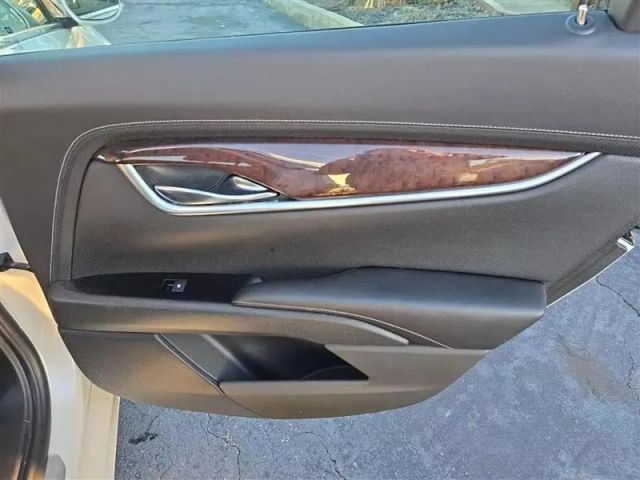 2013 Cadillac Xts - Image 16