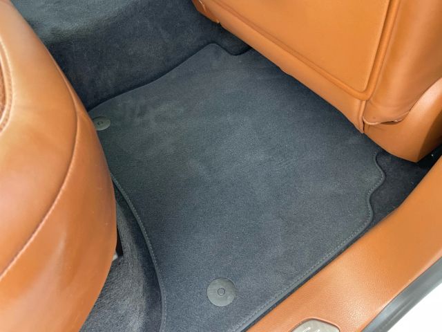 2017 Porsche Cayenne - Image 140