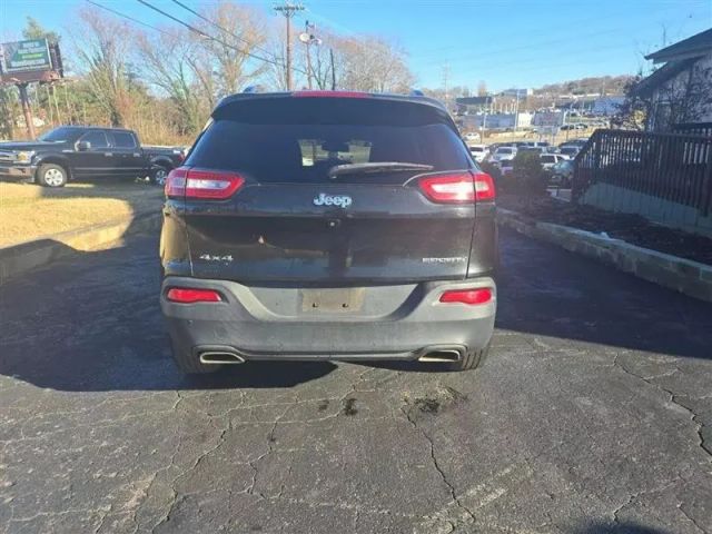 2016 Jeep Cherokee - Image 6