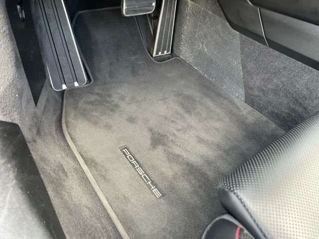 2021 Porsche 911 - Image 104