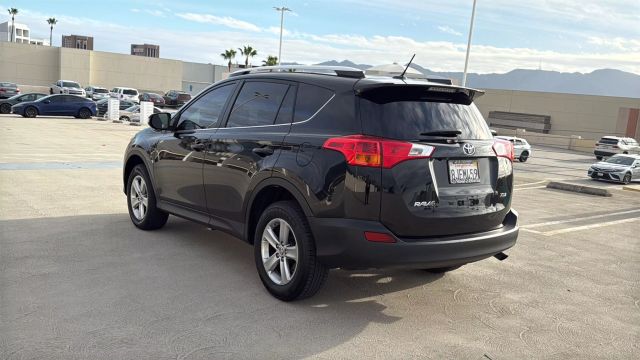 2015 Toyota Rav4 - Image 5