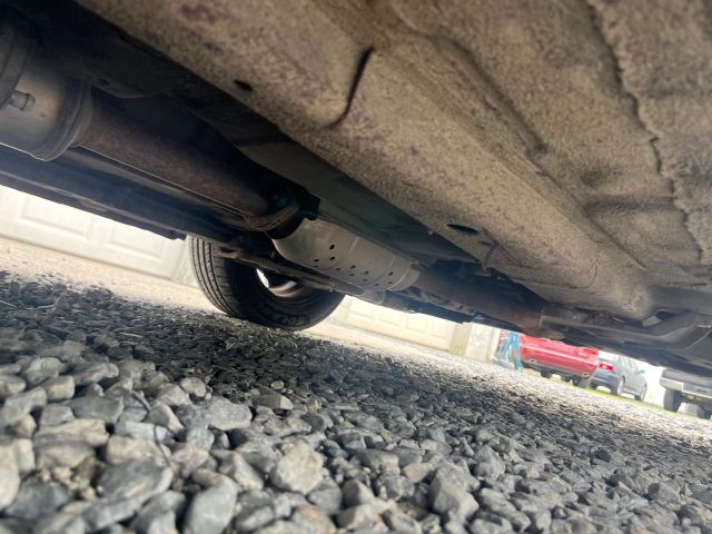 2004 Hyundai Elantra - Image 35