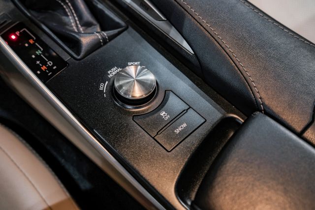2018 Lexus Is Is 300 Sedan 4d - Image 29