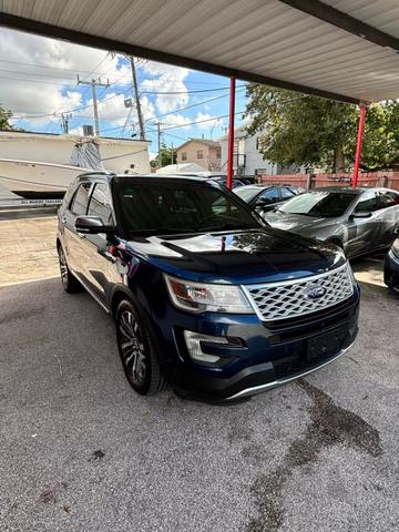 2017 Ford Explorer Platinum photo 3