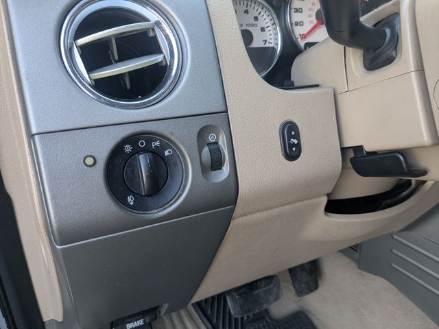 2007 Ford F150 Supercrew Cab Lariat Pickup 4d 5 1/2 Ft - Image 11