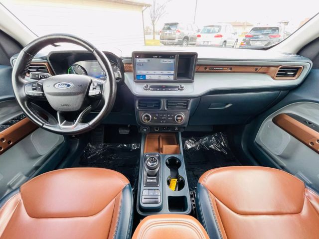 2022 Ford Maverick - Image 24