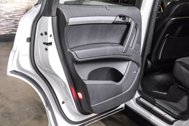 2015 Audi Q7 3.0t S Line Prestige Sport Utility 4d - Image 43