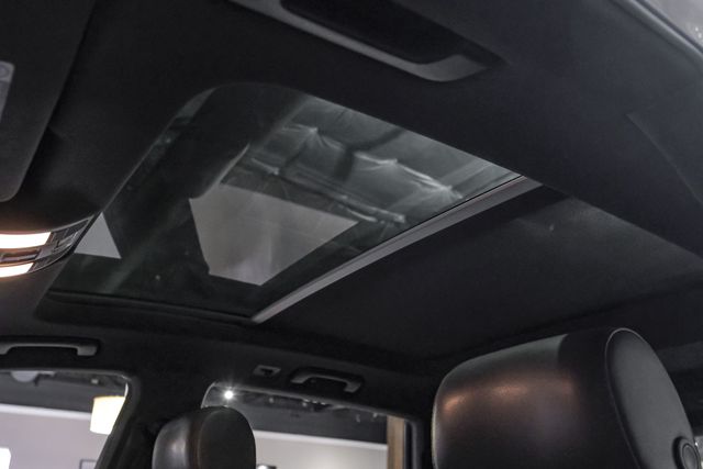 2015 Audi Q7 3.0t S Line Prestige Sport Utility 4d - Image 5