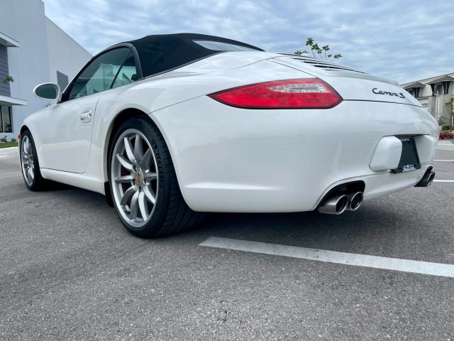 2009 Porsche 911 - Image 20