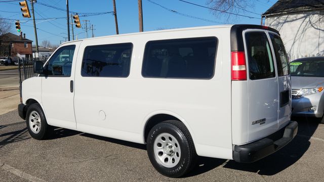 2011 Chevrolet Express 1500 Cargo - Image 5