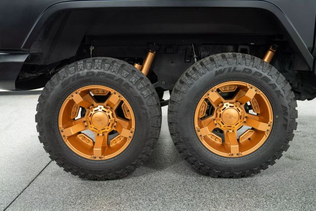 2020 Rezvani Hercules 6x6 - - Image 9