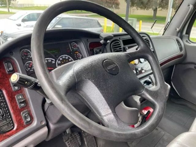 2019 Freightliner M2 - Image 29
