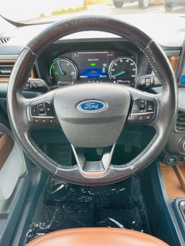 2022 Ford Maverick - Image 25