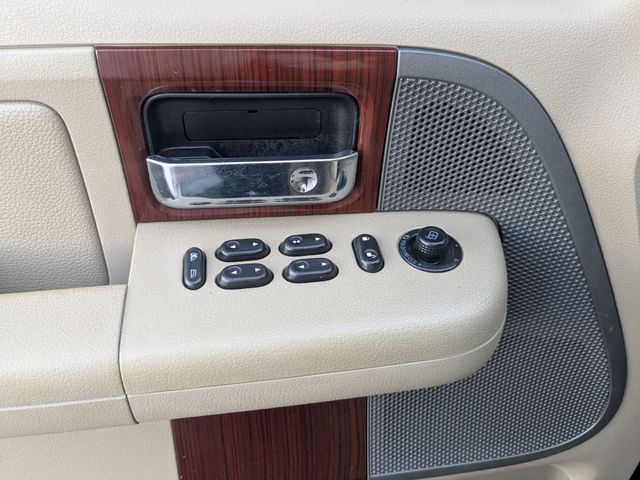 2007 Ford F150 Supercrew Cab Lariat Pickup 4d 5 1/2 Ft - Image 10