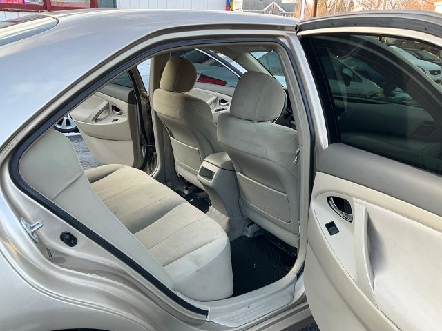2007 Toyota Camry - Image 14