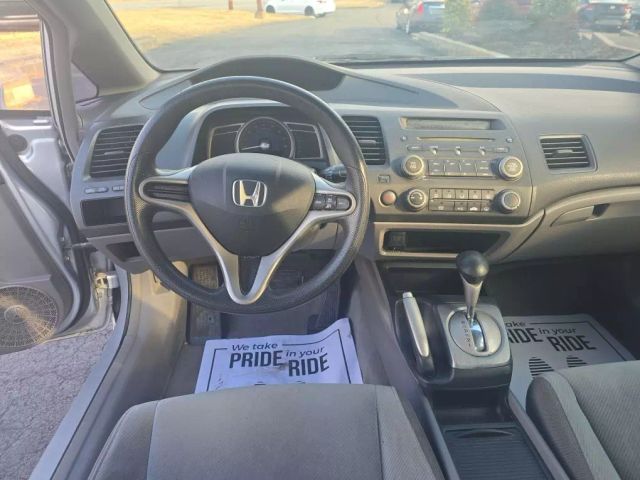 2011 Honda Civic - Image 10