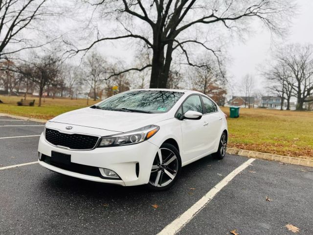 2017 Kia Forte Ex Sedan 4d - Image 5