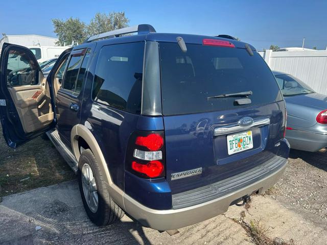 2007 Ford Explorer Eddie Bauer photo 7