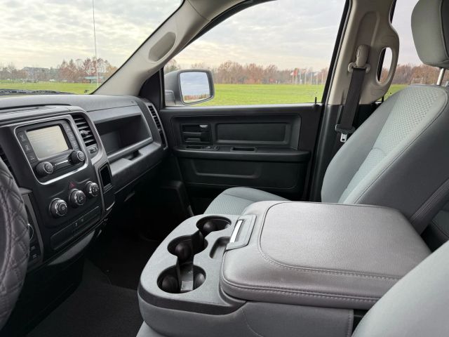 2018 Ram 1500 Quad Cab - Image 5
