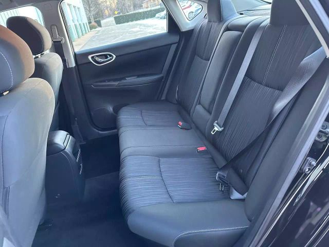 2017 Nissan Sentra - Image 16