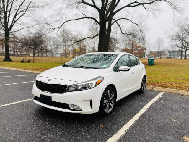 2017 Kia Forte Ex Sedan 4d - Image 4