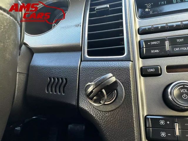 2010 Ford Taurus - Image 25