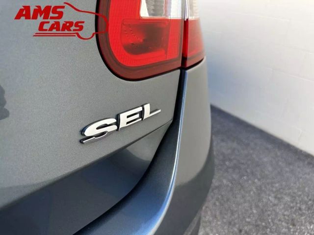 2010 Ford Taurus - Image 34