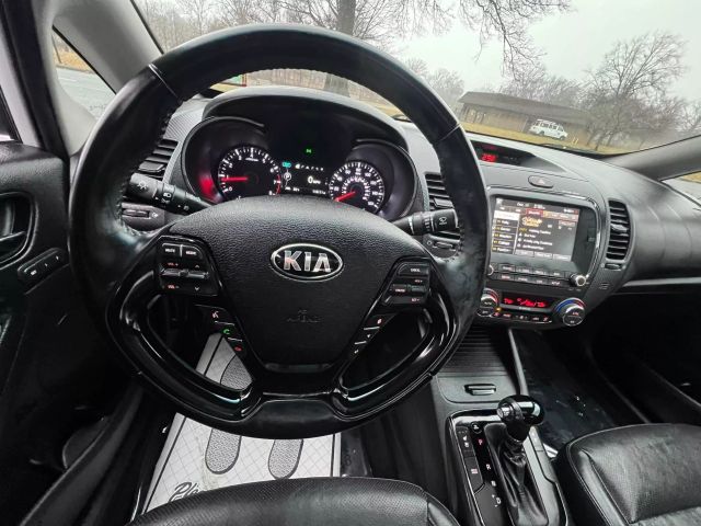 2017 Kia Forte Ex Sedan 4d - Image 19