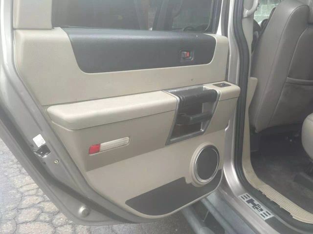 2003 Hummer H2 - Image 21