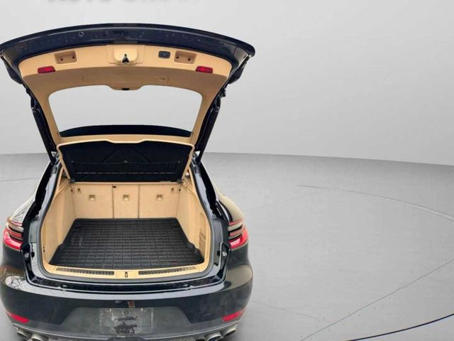 2015 Porsche Macan - Image 29