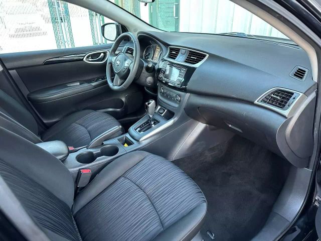 2017 Nissan Sentra - Image 19