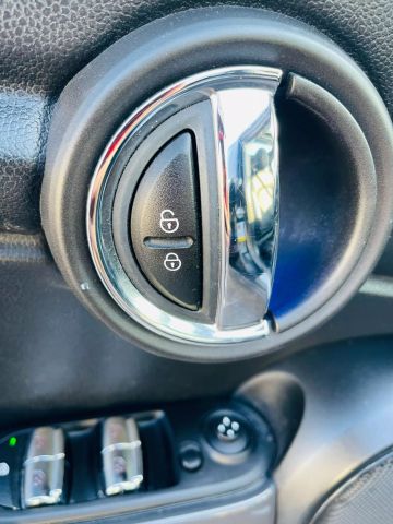 2017 Mini Hardtop 4 Door - Image 30