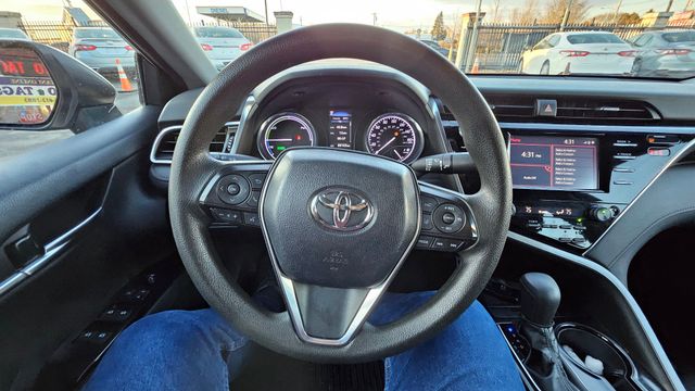 2018 Toyota Camry Hybrid - Image 25
