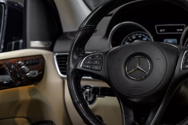 2019 Mercedes-benz Gls Gls 450 4matic Sport Utility 4d - Image 14